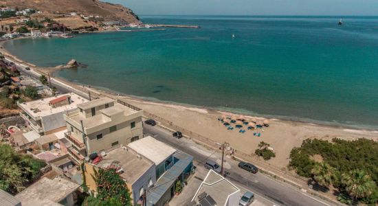 Neimporio beach