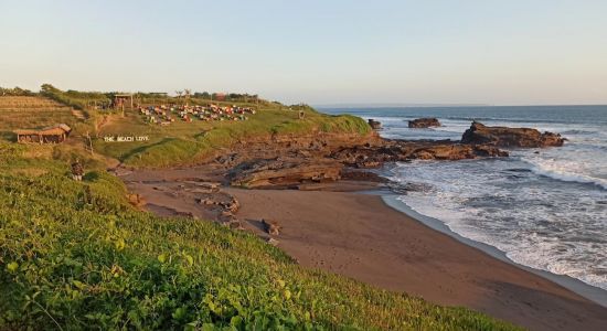 Panggungan Beach