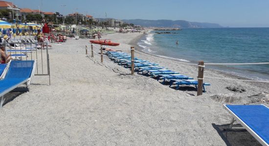 Alma Loano Beach