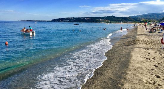 Montepaone Lido Вeach