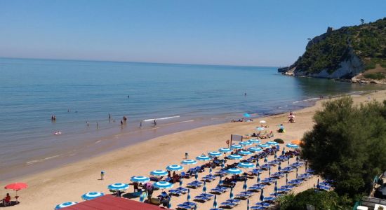 Calenelle Beach