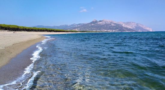 Isula Manna Beach
