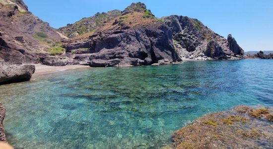 Porto Raffa Beach