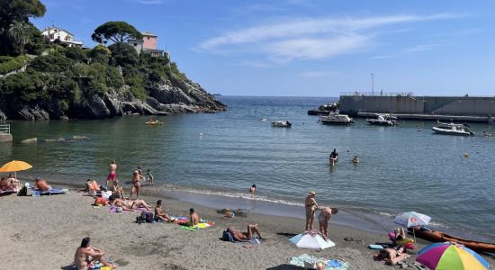 Porticciolo di Nervi Beach