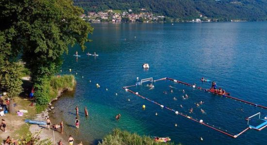 Lido di Omegna Beach