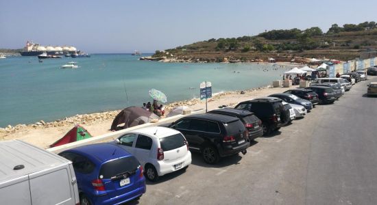 Għar Aħmar Bay