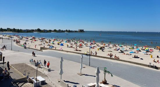 Makkum Beach