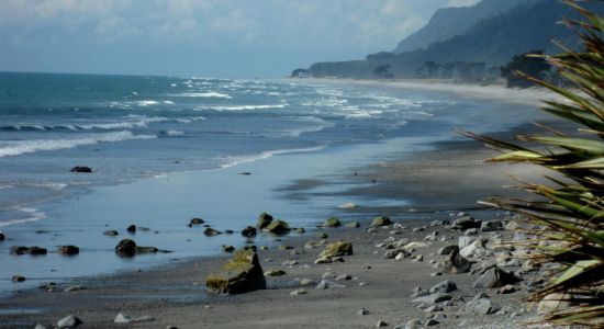 Kawatiri Beach
