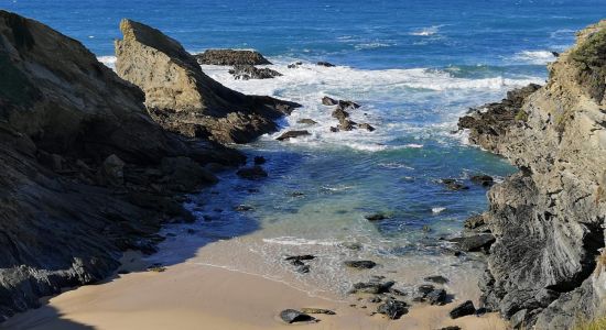 Praia de Porto Covinho