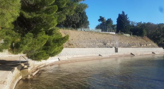 Plaža Debeli rtič