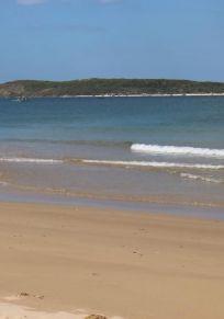 Isla Hon Chua