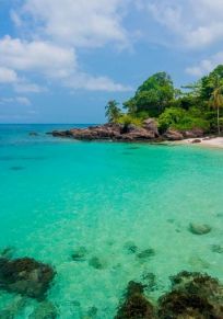 Isla Dam Trong