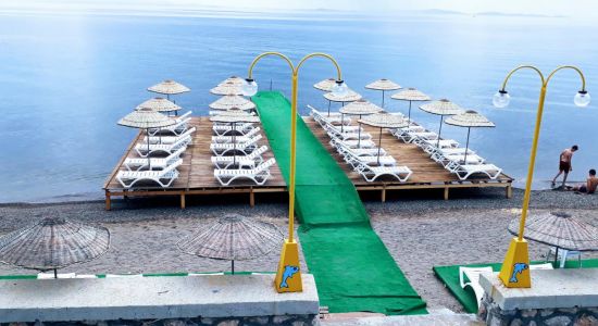 Gargaron Hotel Beach