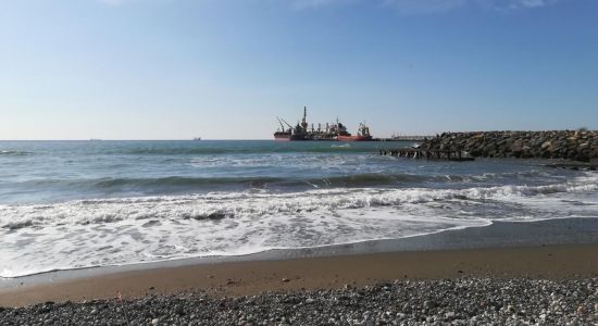 Sariseki beach