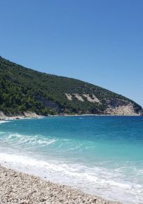 Isla de Sazan