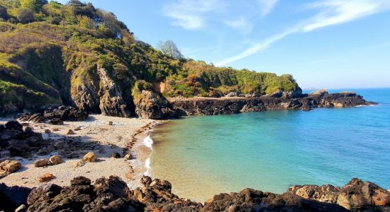 Le Pied du Mur (Marble Bay)
