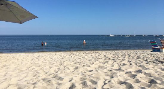 Round Hill Town Beach