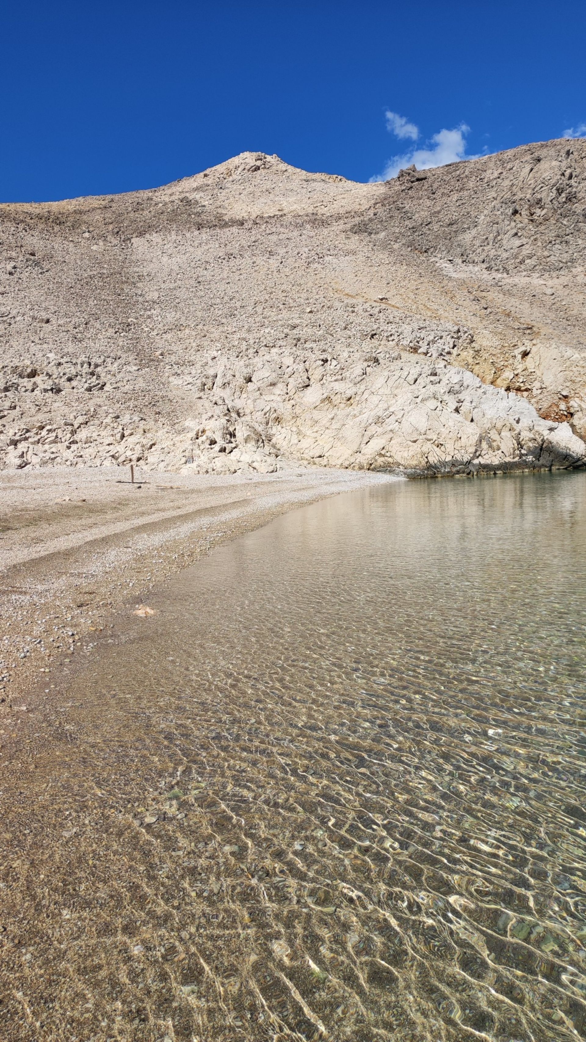 Foto de Baska slana beach ubicado en área natural