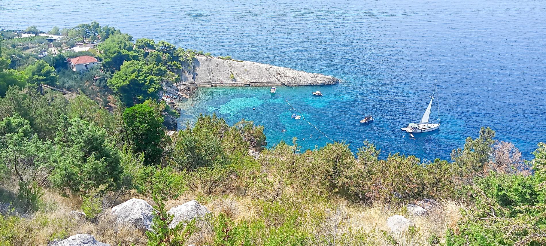 Foto de Malo Zarace beach - lugar popular entre los conocedores del relax