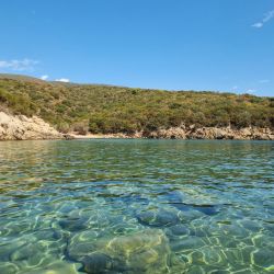 Foto de Marathi III beach ubicado en área natural