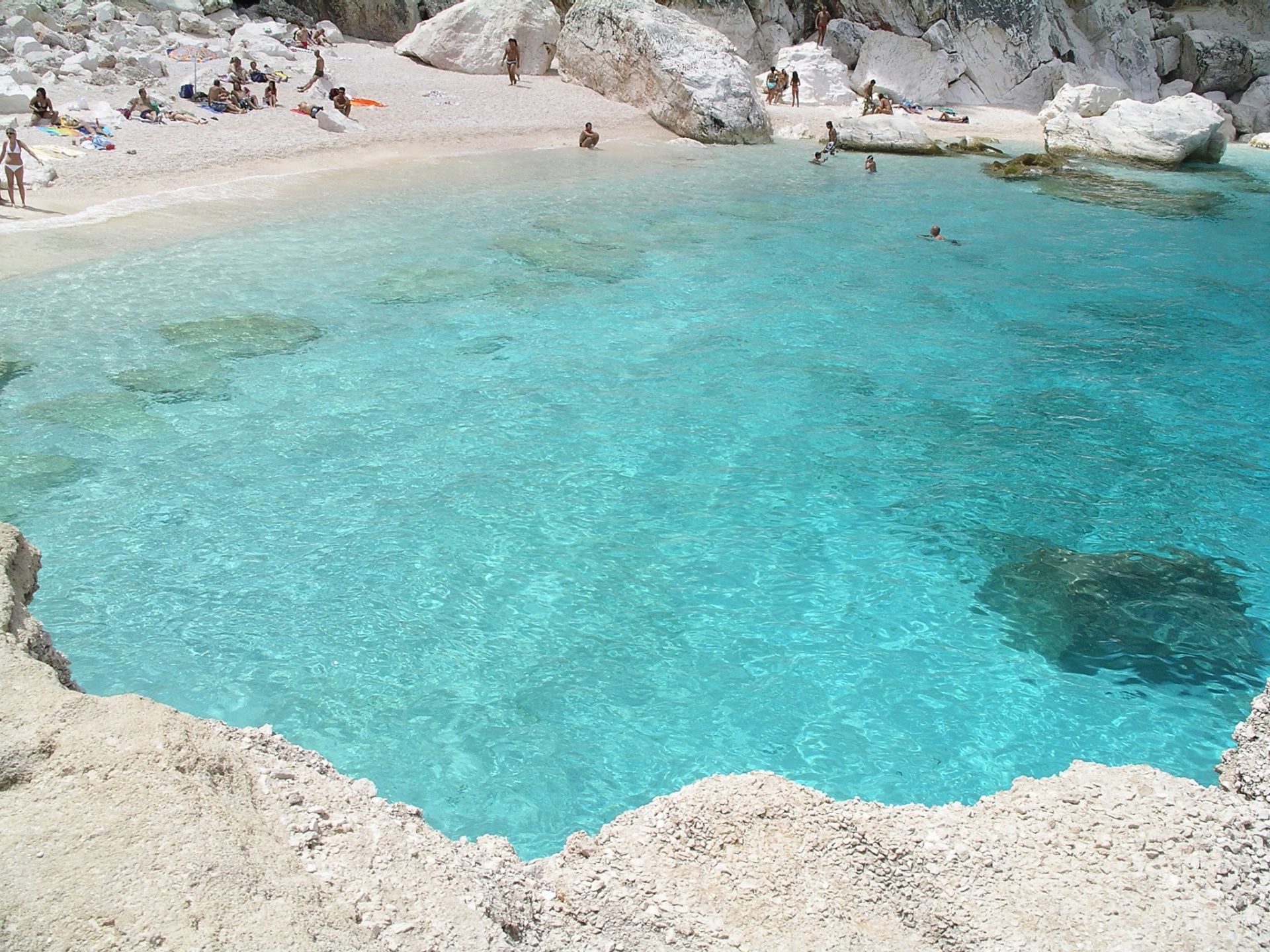 Foto de Cala Mariolu - lugar popular entre los conocedores del relax