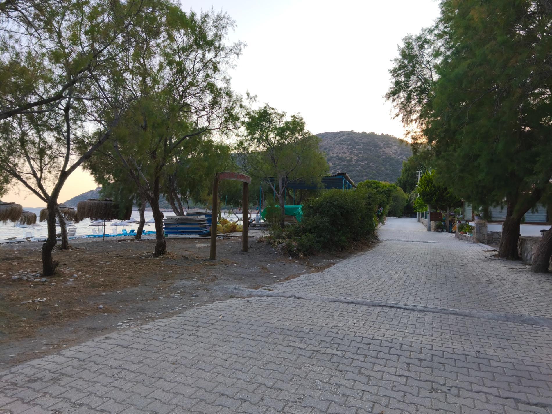 Foto de Ovabuku beach - lugar popular entre los conocedores del relax