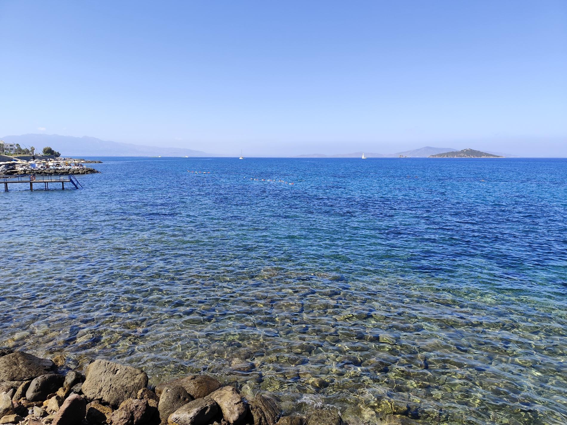 Foto de Turgutreis beach II - lugar popular entre los conocedores del relax