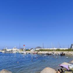 Foto de Turgutreis beach y el asentamiento