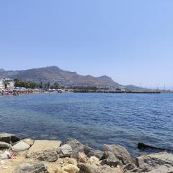 Foto de Ayvan beach área de servicios