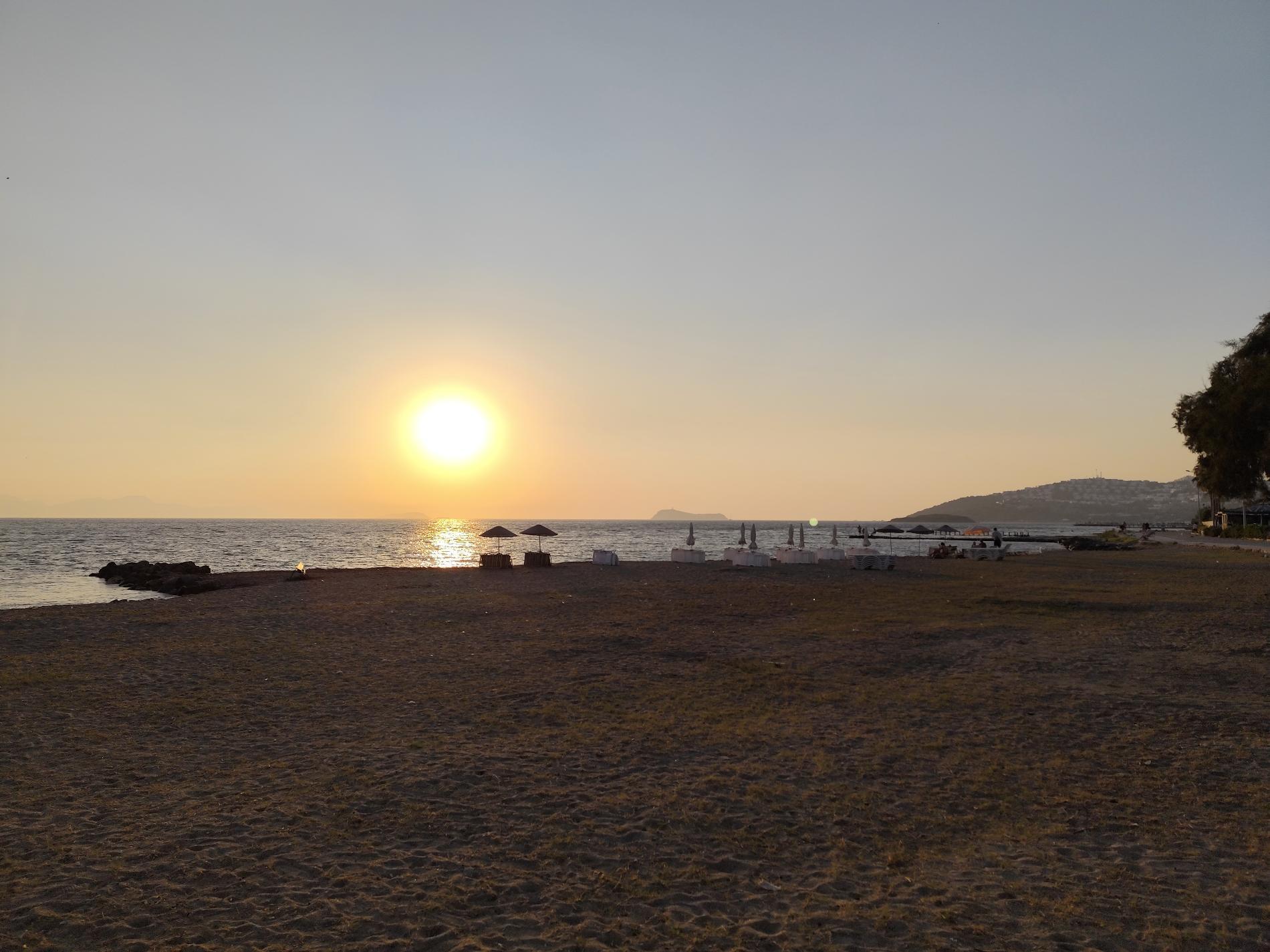 Foto de Ayvan beach III área de servicios