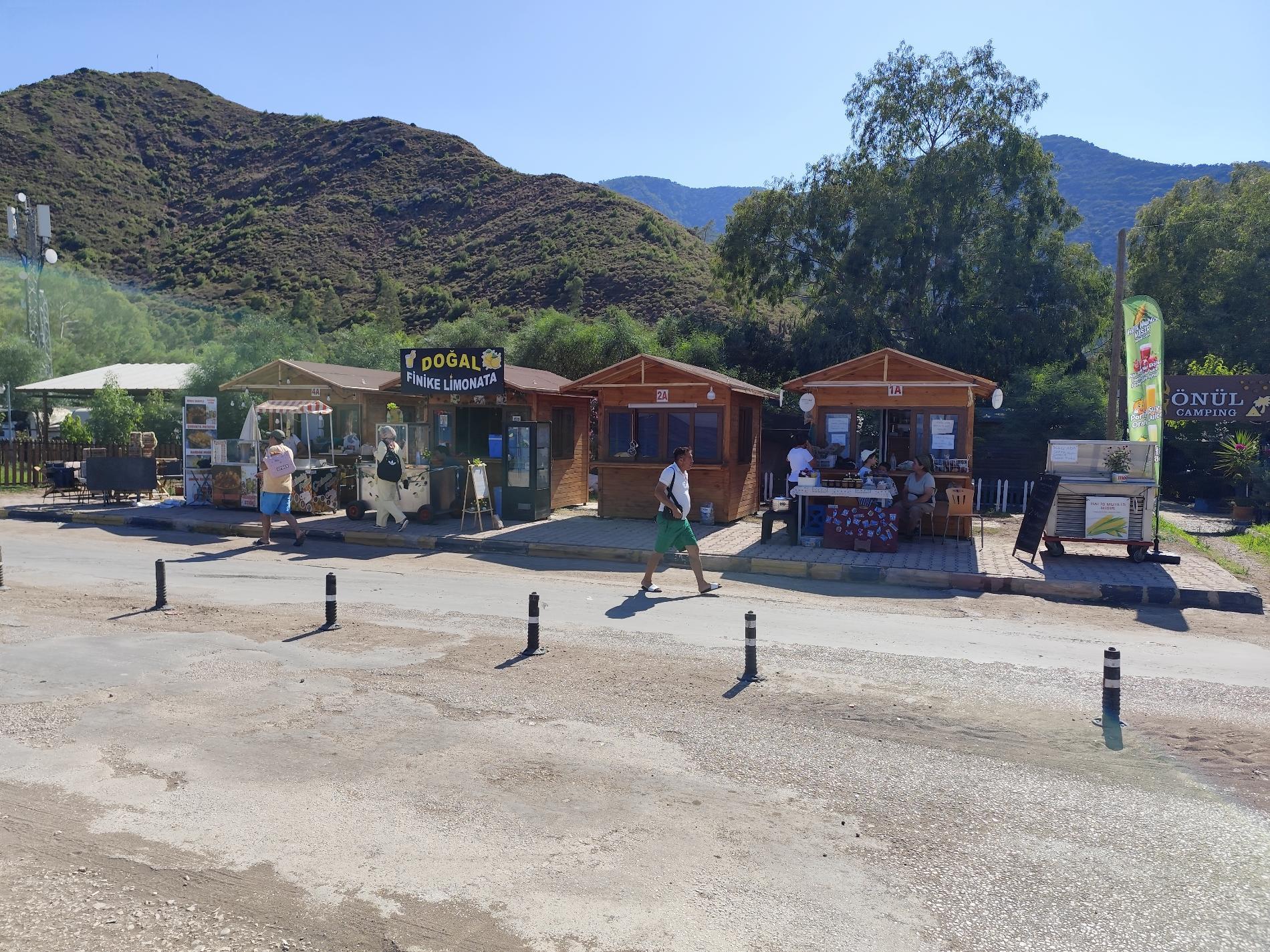 Foto de Adrasan Sahil - lugar popular entre los conocedores del relax