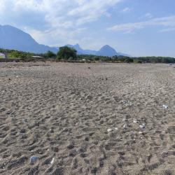 Foto de Kemer Halk Plaji III - lugar popular entre los conocedores del relax