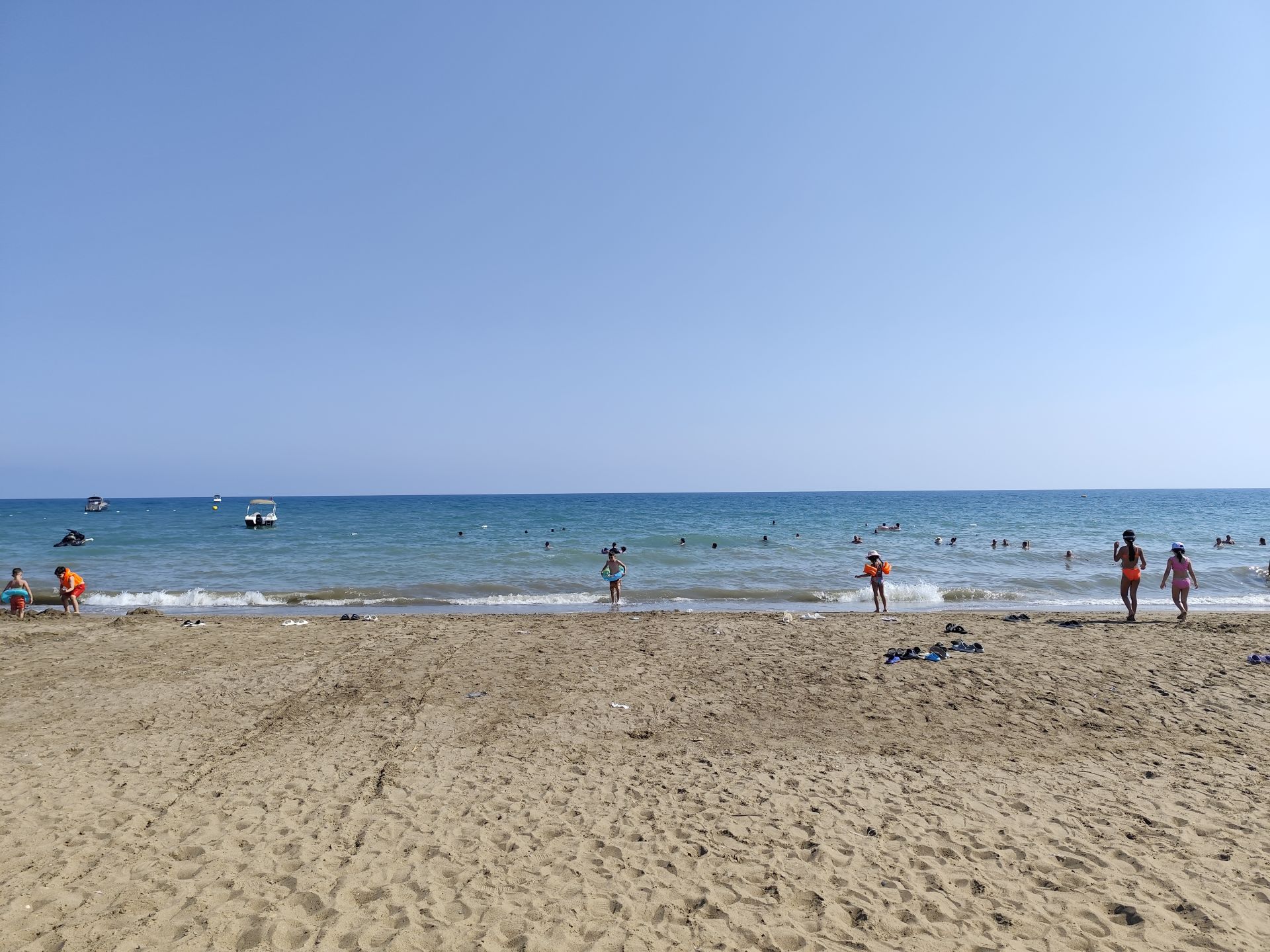 Foto de Kadriye Public Beach - lugar popular entre los conocedores del relax