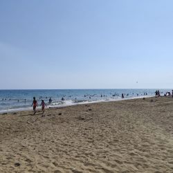 Foto de Kadriye Public Beach área parcialmente de hotel