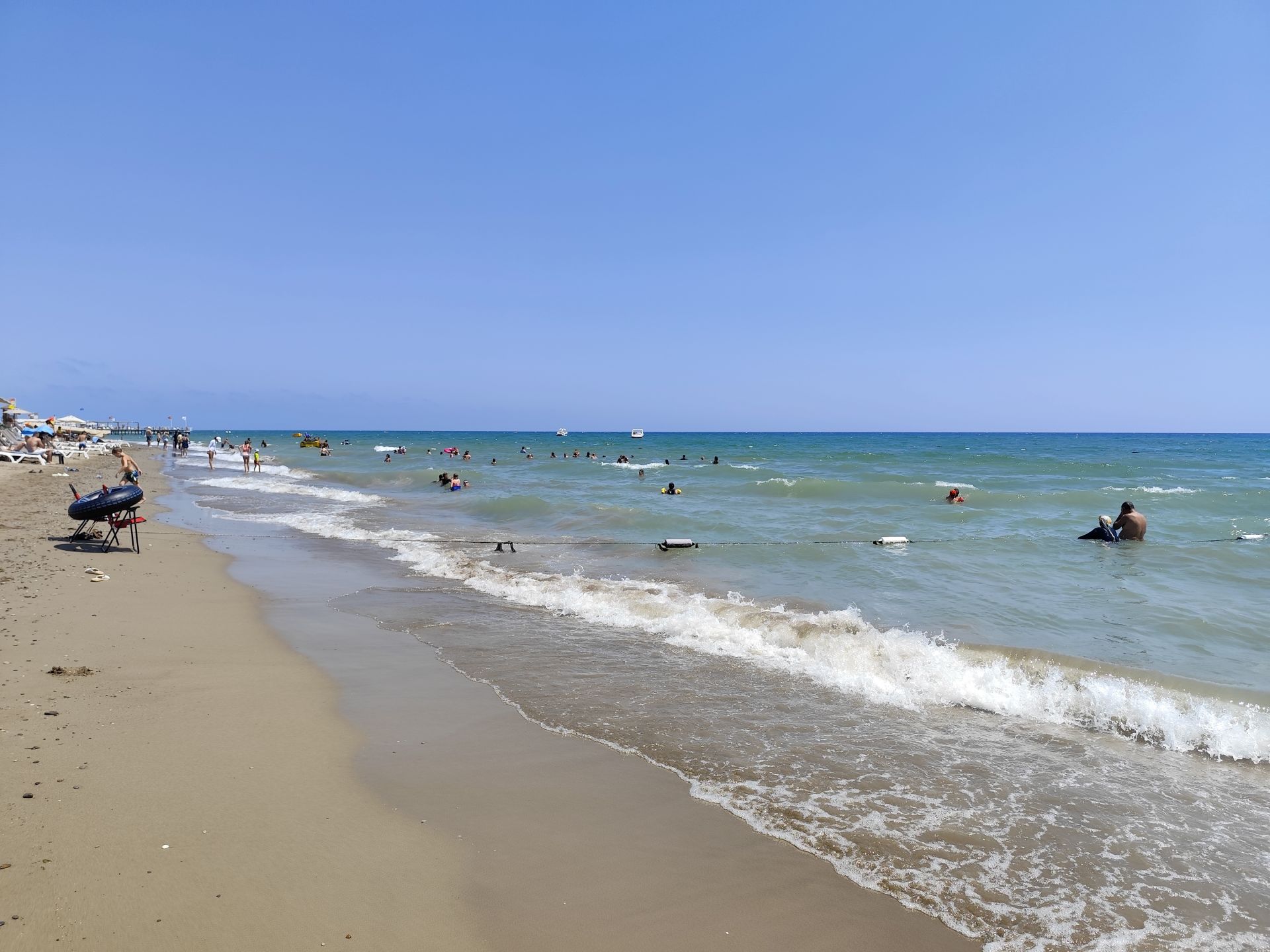 Foto de Belek Public beach - recomendado para viajeros en familia con niños