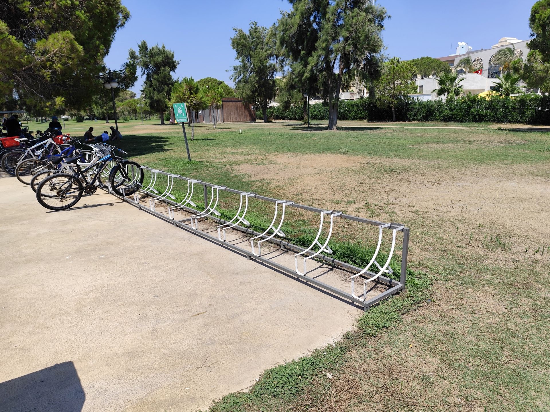 Foto de Belek Public beach con algo limpia nivel de limpieza